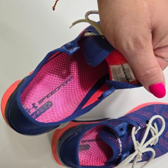 Under Armour Speed Form tennis shoes - Picture 12 of 13
